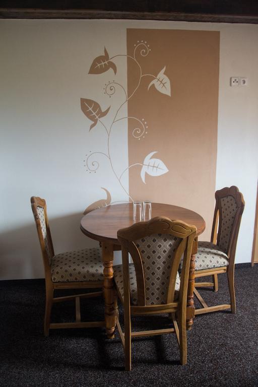 Althansky Hostinec Znojmo Chambre photo
